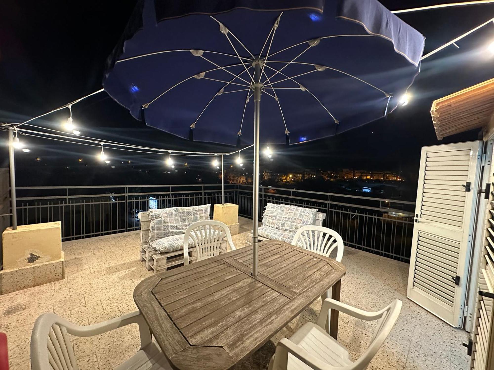 Ferienwohnung Attico Di Giggia Giardini-Naxos Exterior foto
